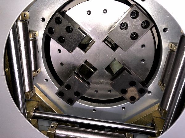 Truck for tube (10) Camión para tubo (10)