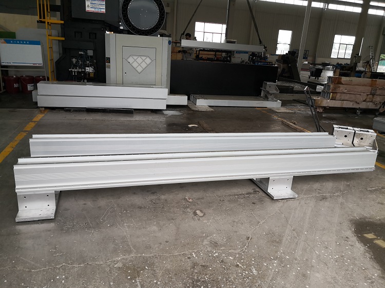 XD fiber laser (131) Láser de fibra XD (131)