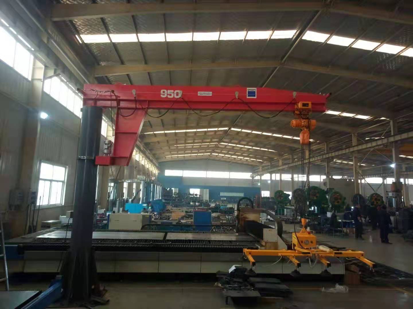 Loader for put metal sheet Cargador para poner hoja de metal