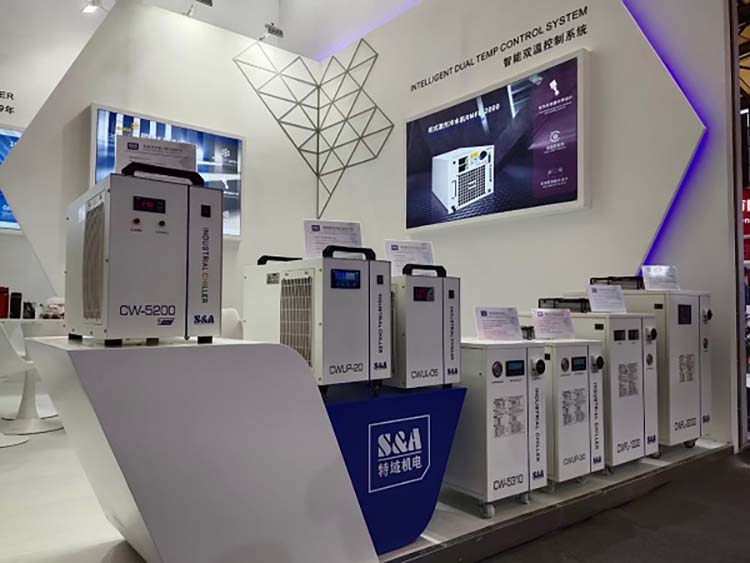 Water Chiller (27) Chiller de agua (27)