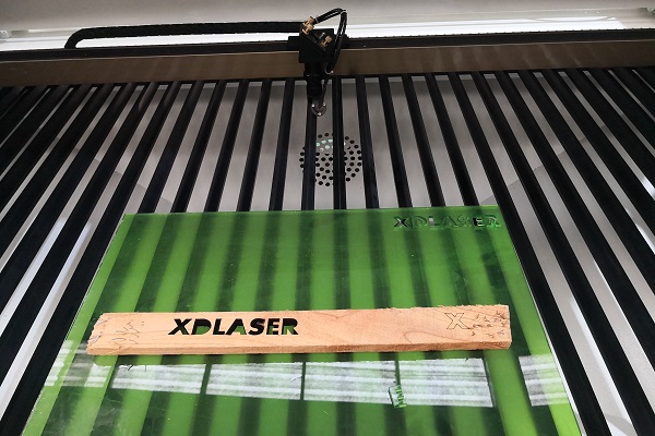 1610 cortador l&aacute;ser de CO2 (4)