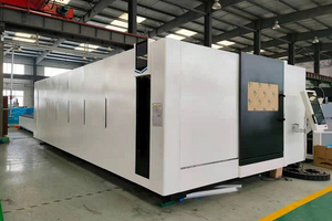 fully enclosed fiber laser cutting machine.jpg