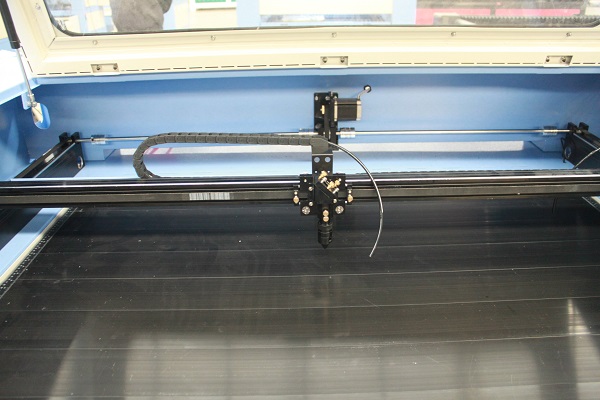 Mesa de placa l&aacute;ser XD