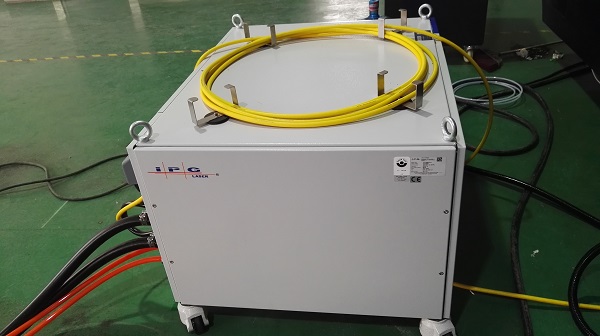 Fuente de l&aacute;ser IPG de XD l&aacute;ser