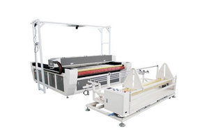 Big size auto feeding co2 laser cutting machine.jpg