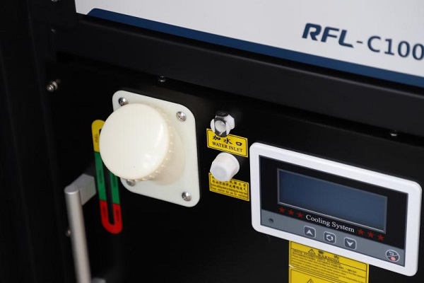 Detalle del soldador l&aacute;ser