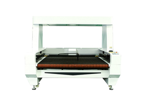 Auto feeding CCD co2 laser cutting machine - 副本.jpg